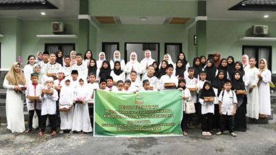 Persit KCK Koorcab Rem 044 PD II/Sriwijaya Peduli Yatim Piatu